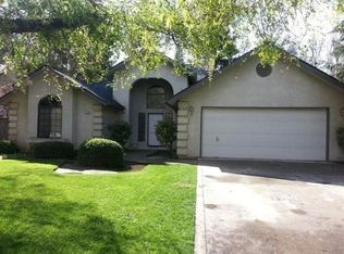 4249 W Palo Alto Ave, Fresno, CA