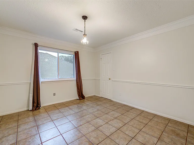 21450 Park Post Ln — Photo 26