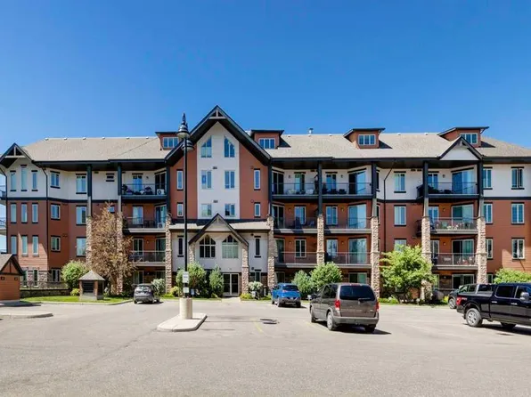 15 E Sunset Sq #2104, Cochrane, AB T4C 0E7
