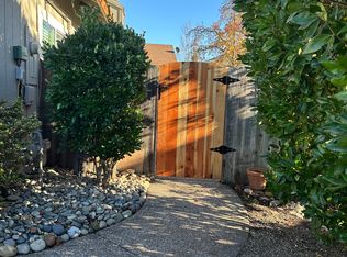 2038 Goldfield Ln, Santa Rosa, CA 95403