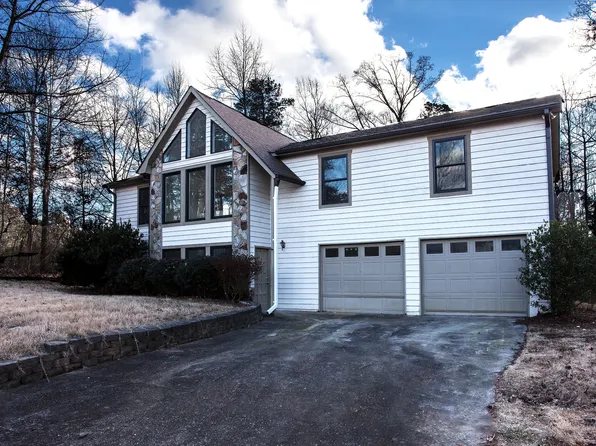 2250 Sims Dr NE, Marietta, GA 30066