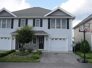 4 Sonya Dr, Coventry, RI 02816