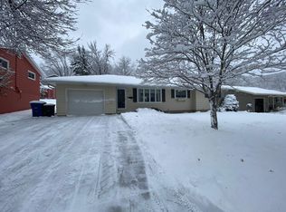 1207 Foursome St, Red Wing, MN 55066