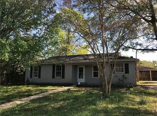 8501 McAllister Dr, Theodore, AL 36582