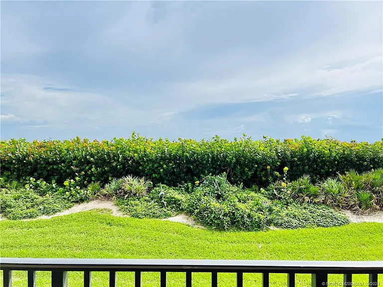 10044 S Ocean Dr #205 — Photo 27