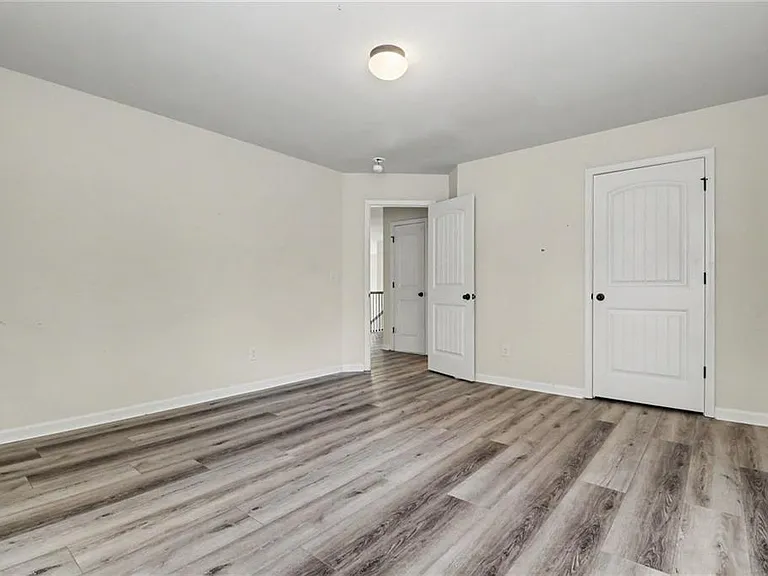 550 Nichols View Way — Photo 34
