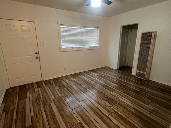 2447 E 115th St #1/2