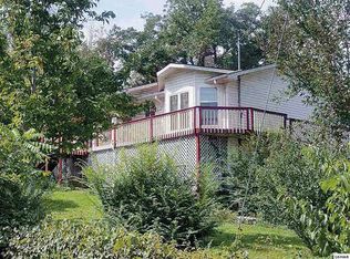 1739 Parlin Dr, Pigeon Forge, TN 37863