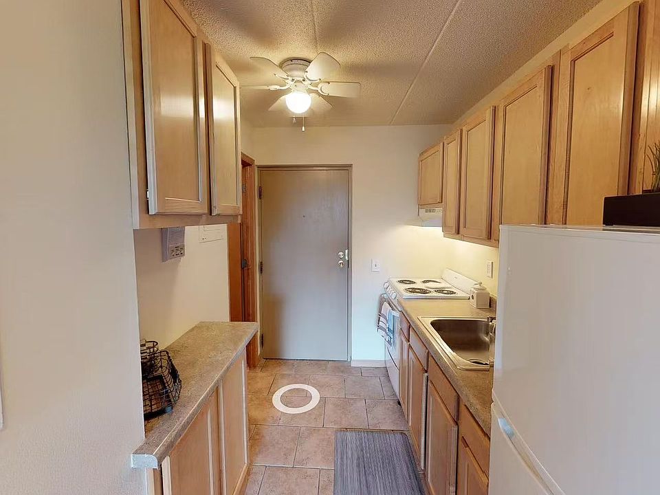 2nd image of 2120 University Ave