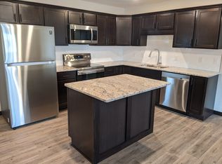 3149 Gateway Dr UNIT 7, Eau Claire, WI 54701