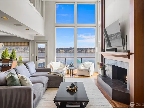 842 W Lake Sammamish Parkway SE, Bellevue, WA 98008