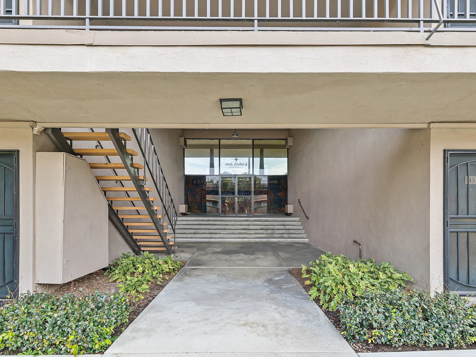 Kimberly Arms Apartment Homes — Photo 1