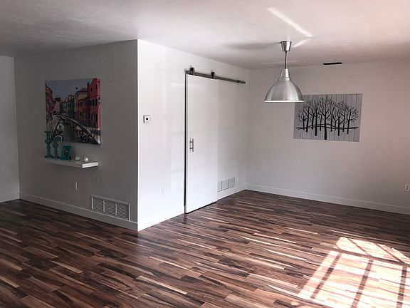 5th image of 6514 Bluewater Ave