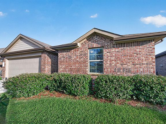 3rd image of 930 Bright Lotus Ln