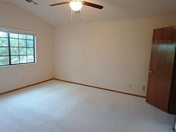 5th image of 4916 Birch Bay Ln