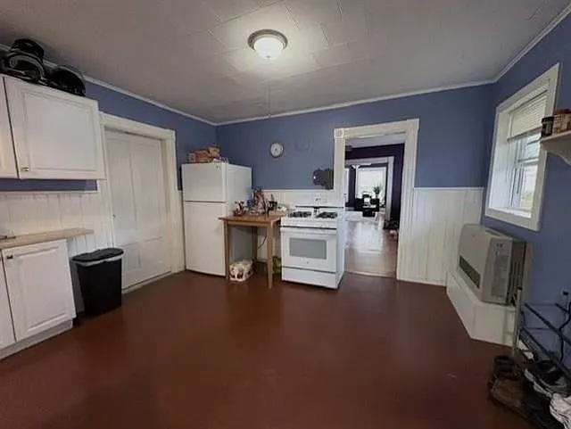 421 Laurel St #2 — Photo 3