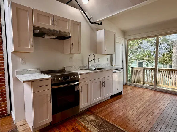 124 Sherman Street, Portland, ME 04101