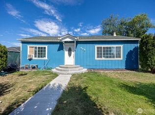 412 Maple Ct, Toppenish, WA 98948