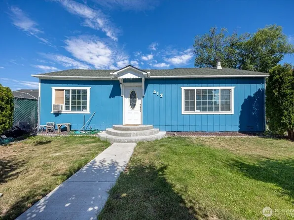 412 Maple Court, Toppenish, WA 98948