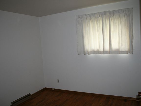 5th image of 7815 E Baldwin Ave