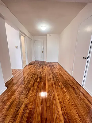 Rented by Queens Apartments Realty LLC | media 5