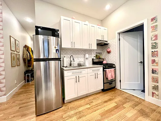 Rented by Nolita Group | media 2