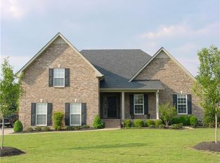 525 Ellie Lee Dr, Smyrna, TN 37167