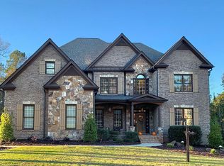 692 Pathview Ct, Dacula, GA 30019