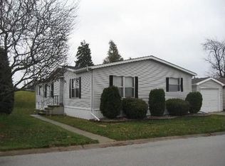 30 Maple Ridge Park, Manteno, IL 60950