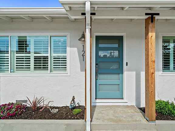5th image of 121 Aptos Beach Dr