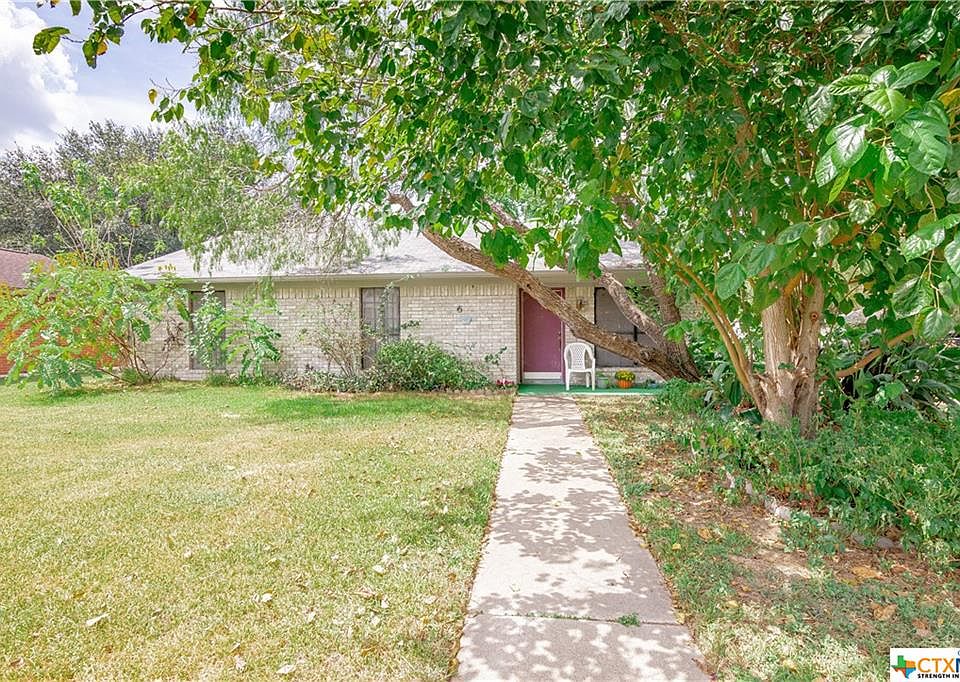 1st image of 602 Monterrey Dr