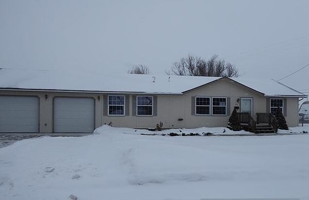 1st image of 105 S Terry Ave