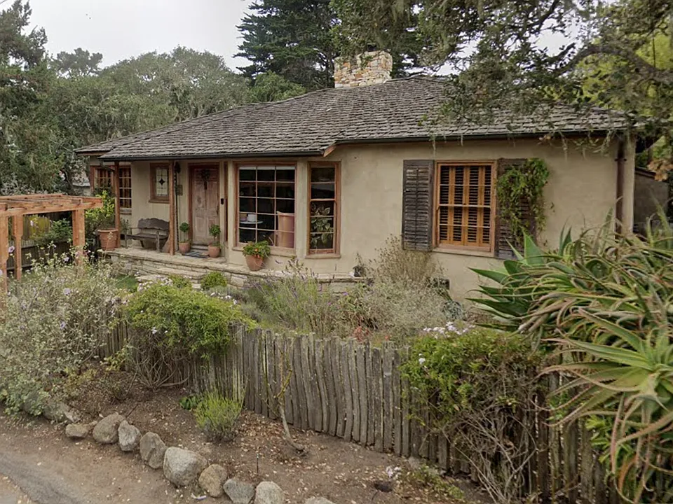 4 Perry Newberry Way