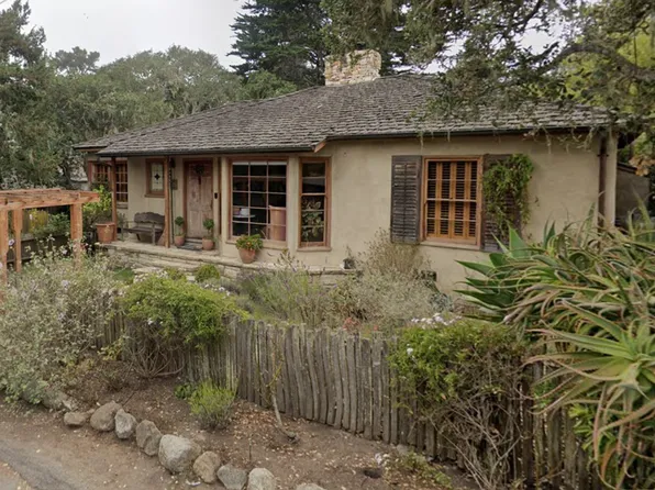 4 Perry Newberry Way, Carmel, CA 93923