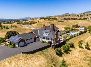 2525 Bridle Path Dr, Gilroy, CA 95020