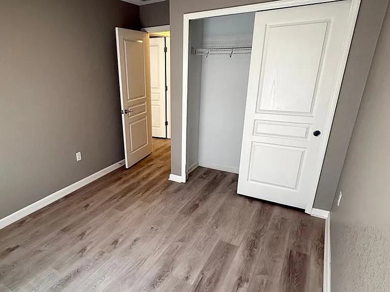 7727 Fairgrove Ave — Photo 19