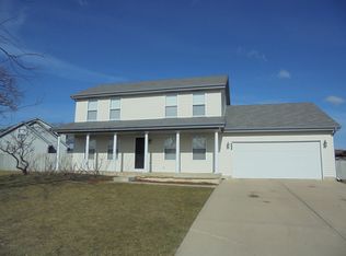 889 Arrowhead Dr, Elwood, IL 60421
