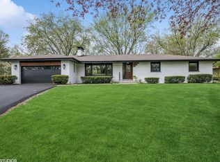 43 Lagoon Dr, Hawthorn Woods, IL 60047