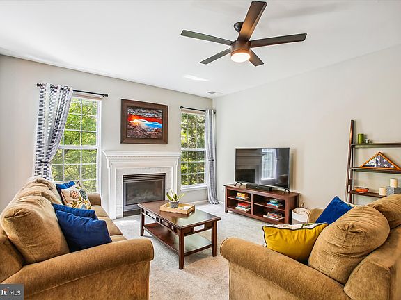 3rd image of 5940 Founders Hill Dr Unit 202