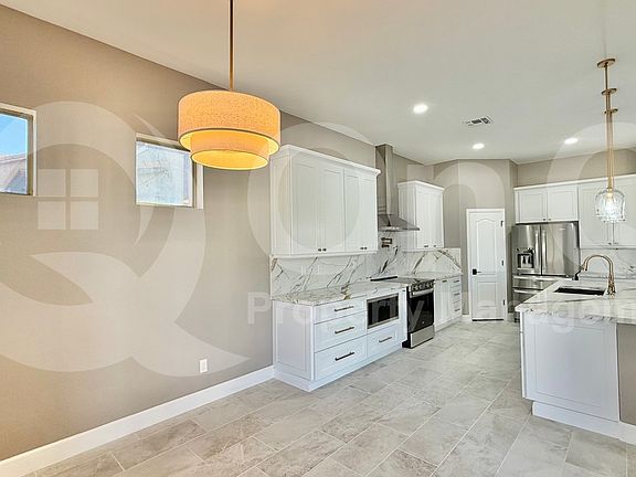 5th image of 10722 E Lobo Ave