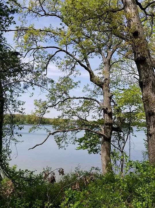1st image of 260 Aquamarine Dr