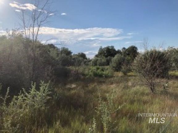 3rd image of 9.44 Tbd 9 44 Acres