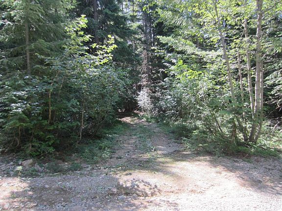 Driveway from private road