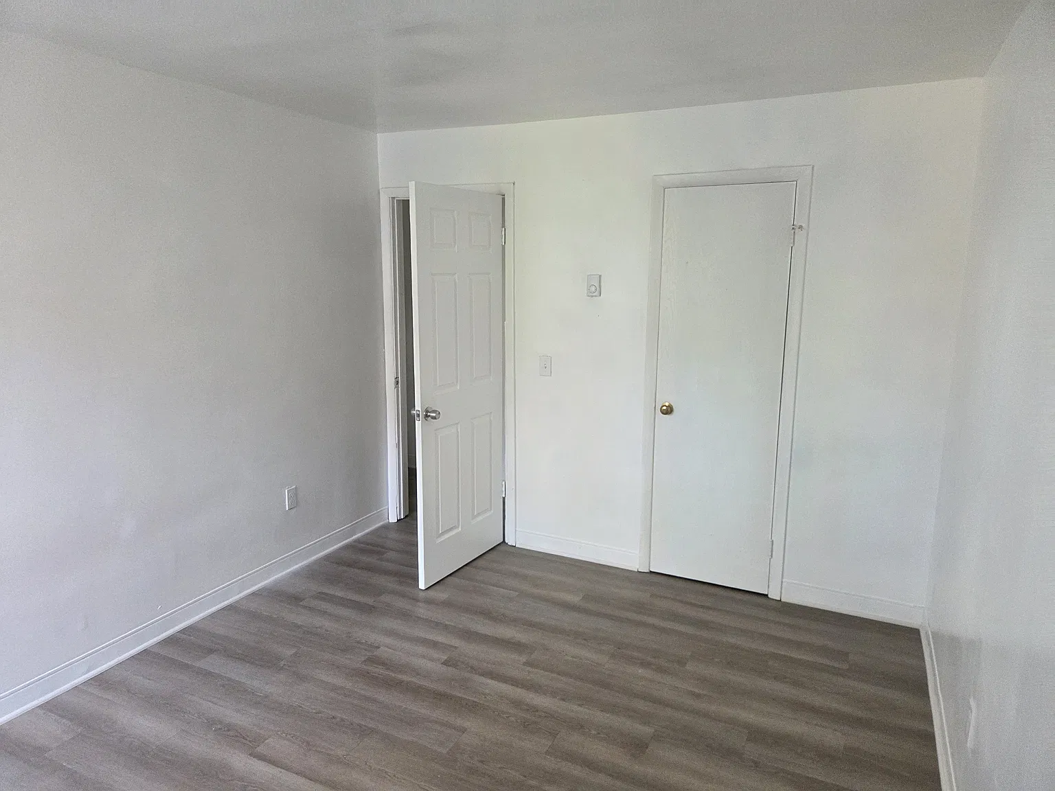 2 bed, 823 sqft, $1,200 — Photo 3