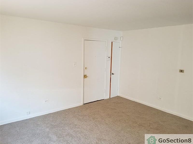 1st image of 2105 Canal St APT 1F