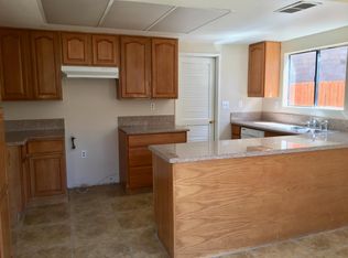 1910 W Westwind St, Colton, CA 92324