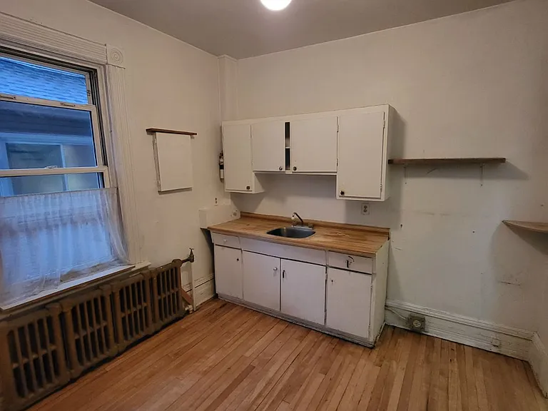 168 1st Ave #1 — Photo 14