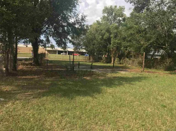 1420 W Hernandez St, Pensacola, FL 32501