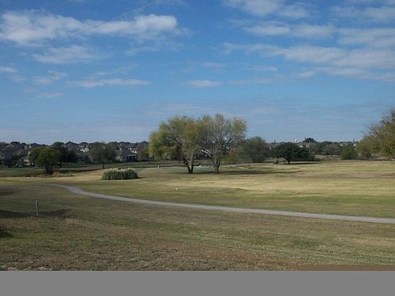 3rd image of 3409 Sherwin Dr