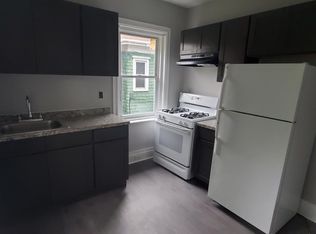 33 Sanhican Dr, Trenton, NJ 08618